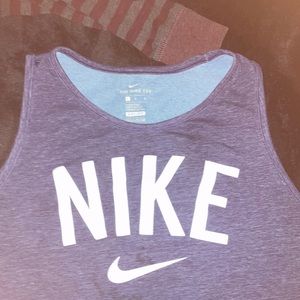 Basic Nike tank ☺️